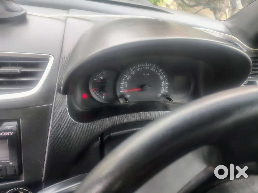 Maruti Suzuki Swift 2017 Diesel 90000 Km Driven