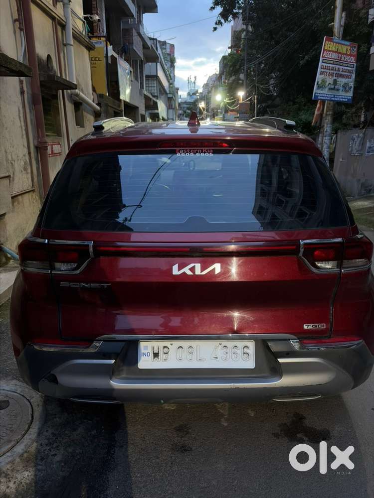 Kia Sonet Petrol Automatic 2021