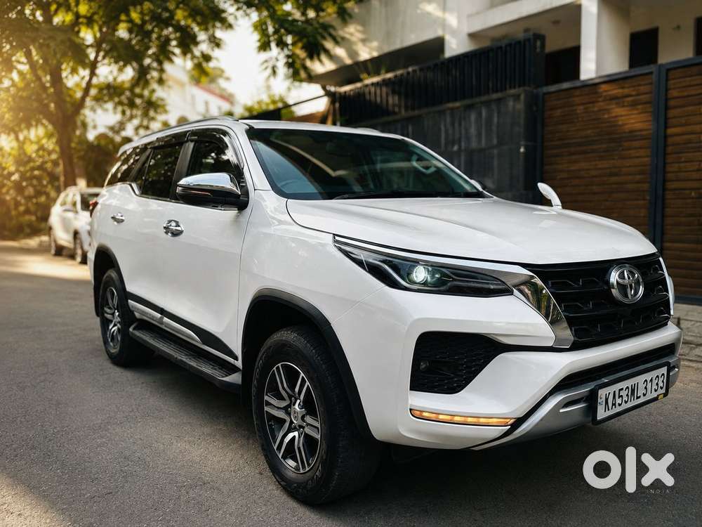 Toyota Fortuner 4X2 MT 2.8 Diesel, 2023, Diesel