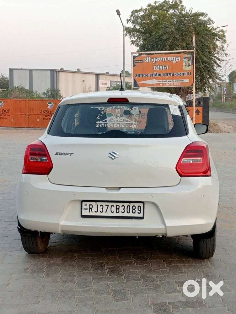 Maruti Suzuki Swift 1.2 Vxi (o), 2021, Petrol
