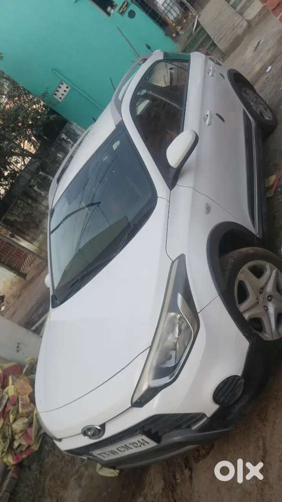 Hyundai I20 Active 2017 Petrol 35000 Km Driven