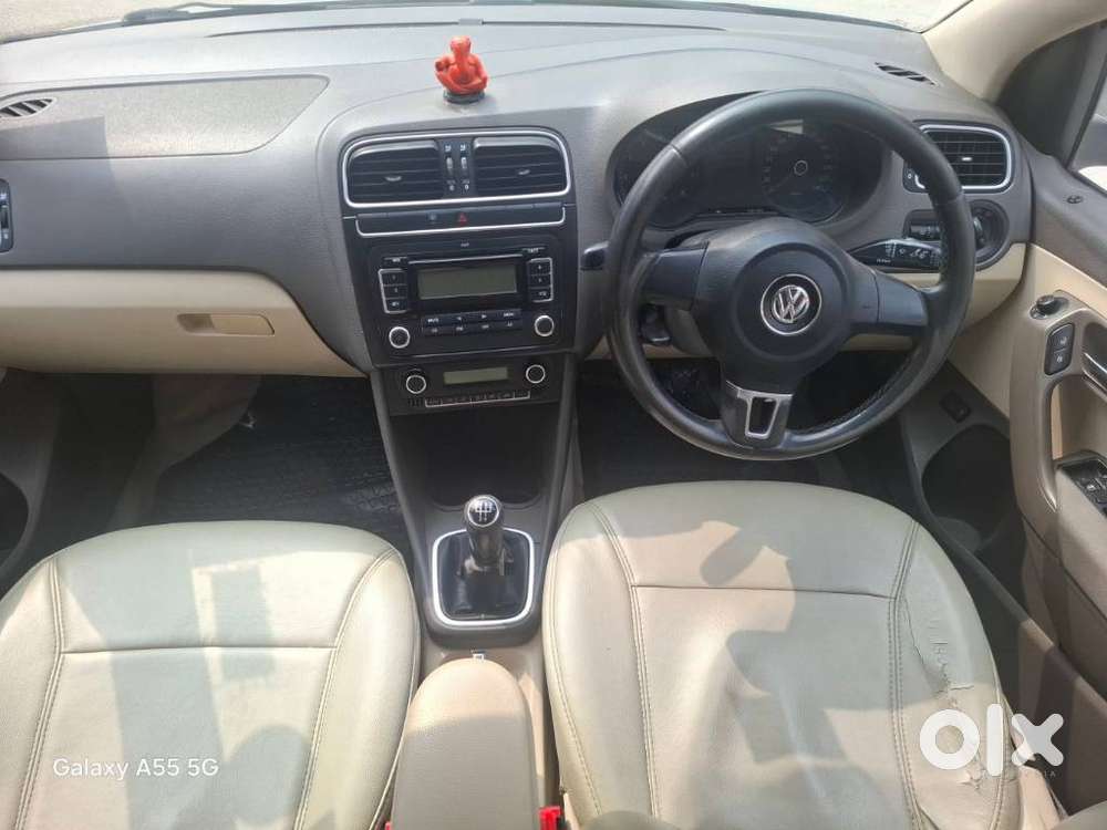 Volkswagen Vento 2013-2015 1.6 Highline, 2011, Petrol