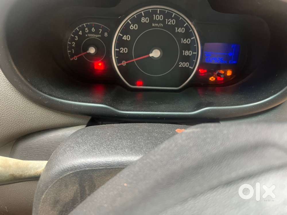 Hyundai I10 Petrol Manual 2011