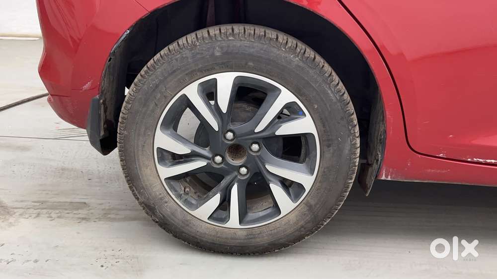 Maruti Suzuki Swift Zxi Plus Amt Dual Tone, 2024, Petrol