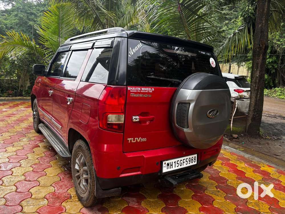 Mahindra Tuv 300 2018 Car