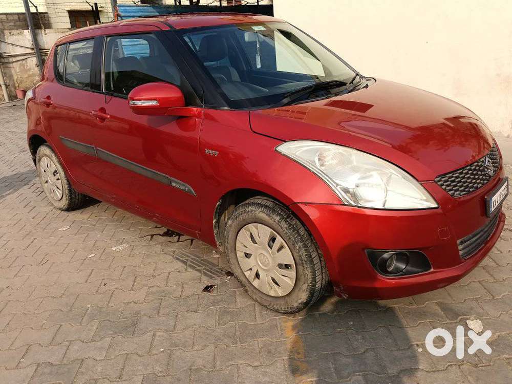 Maruti Suzuki Swift 1.2 Vxi (o), 2011, Petrol
