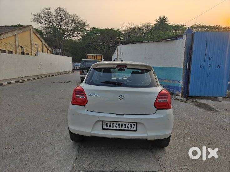 Maruti Suzuki Swift Amt Vvt Zxi, 2018, Petrol