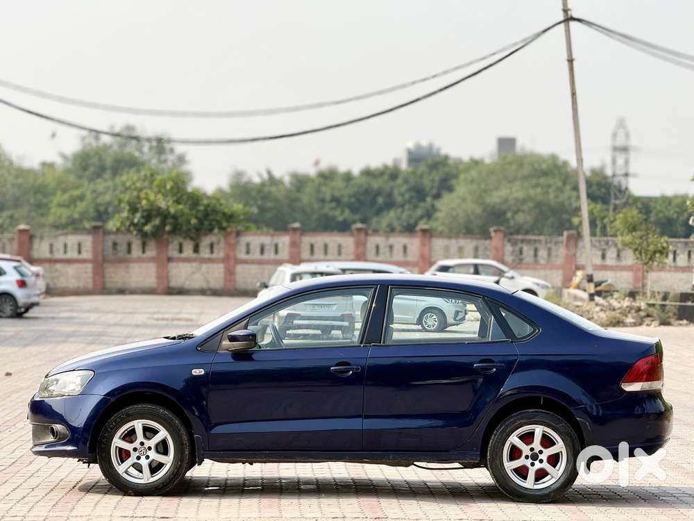 Volkswagen Vento Magnific 1.6 Highline, 2013, Petrol