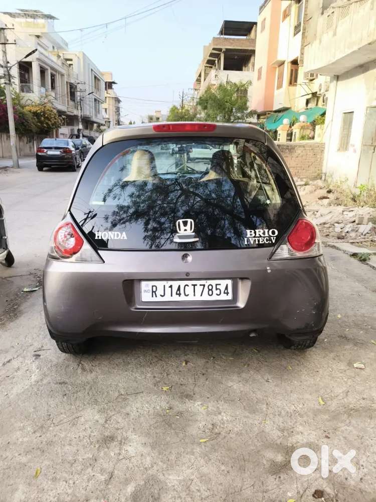 Honda Brio 2013 Petrol Well Maintained