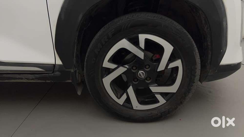 Nissan Magnite 1.0 Xv Premium Turbo Cvt, 2024, Petrol