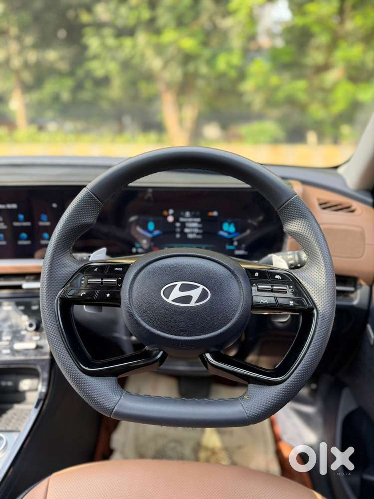Hyundai Alcazar 1.5 Tdct Signature (o) 7s Petrol, 2025, Petrol