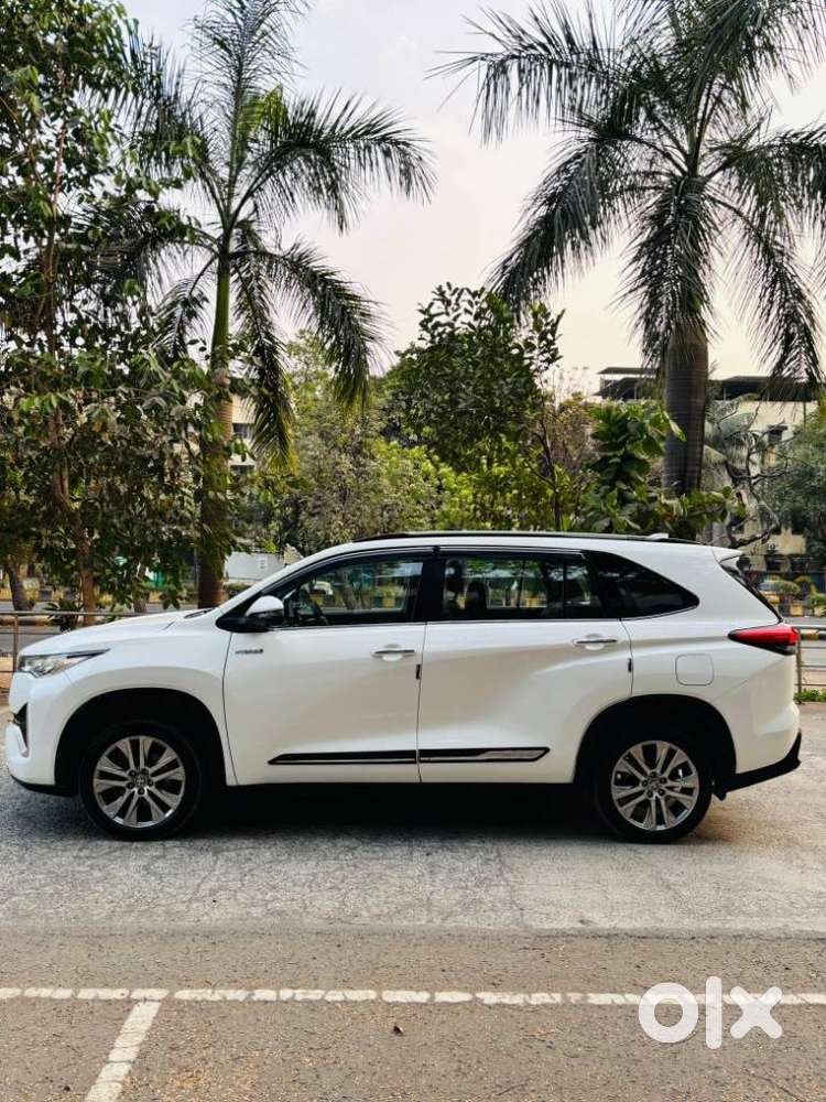 Toyota Innova Hycross 2.0 Zx Hybrid 7 Str, 2023, Electric