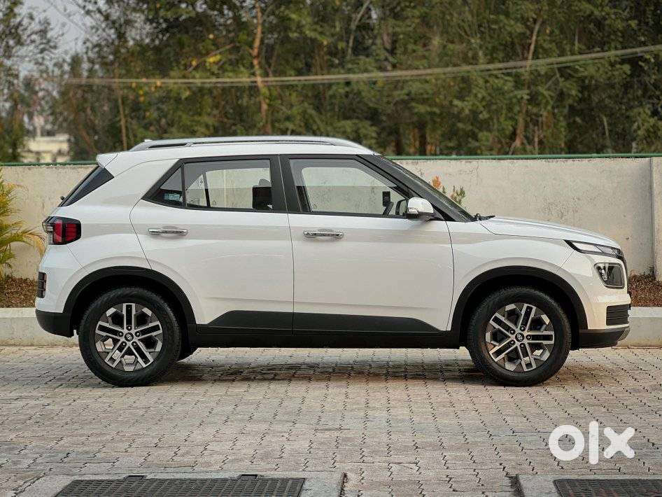 Hyundai Venue 1.5 Crdi Sx (o), 2023, Diesel