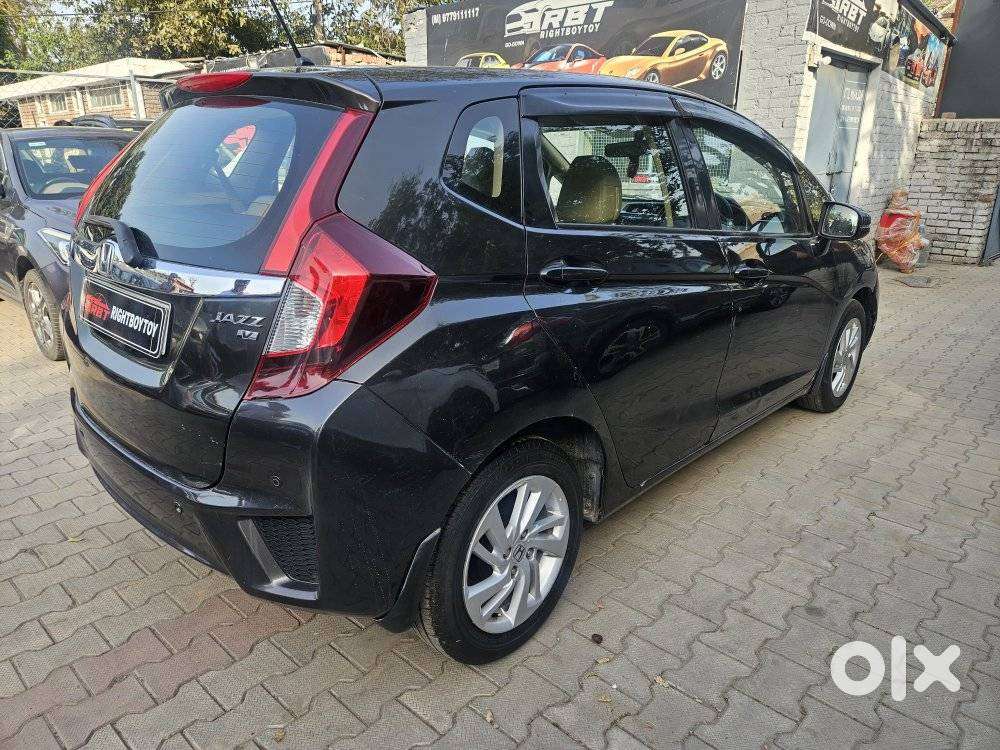Honda Jazz V Cvt, 2015, Petrol