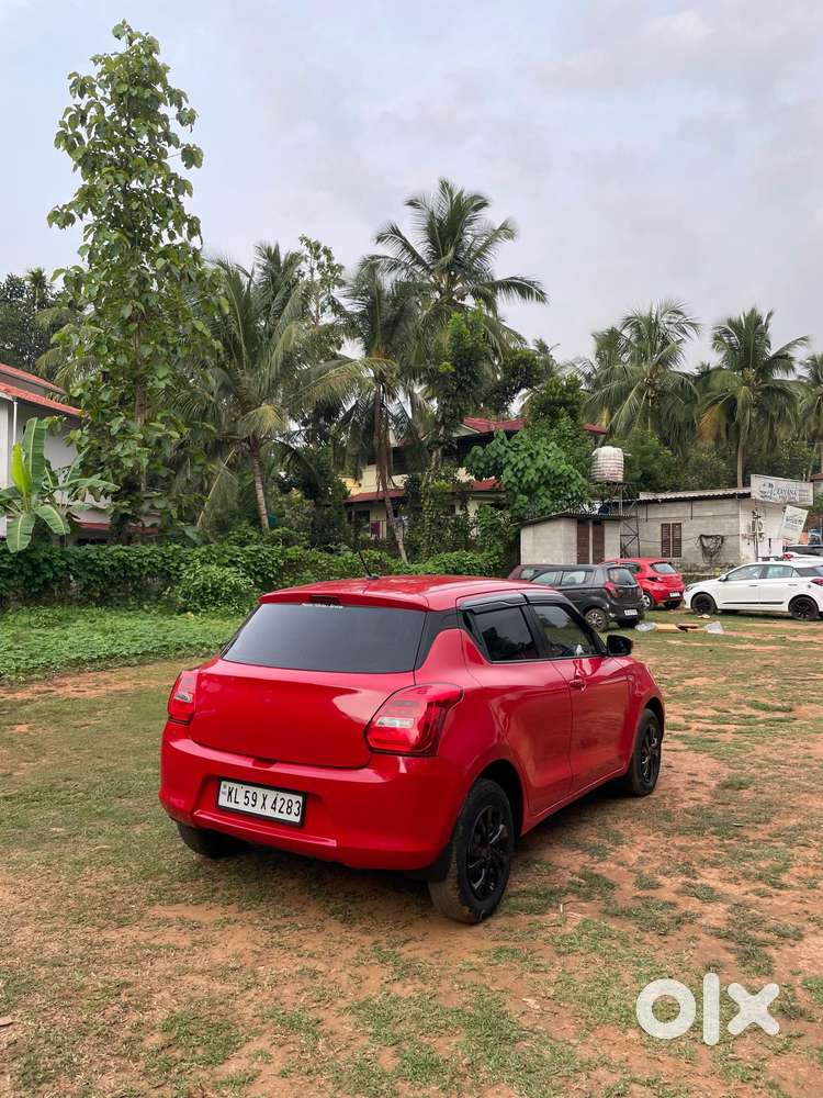Maruti Suzuki Swift Vxi Optional, 2021, Petrol