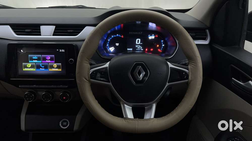 Renault Triber Rxz, 2023, Petrol