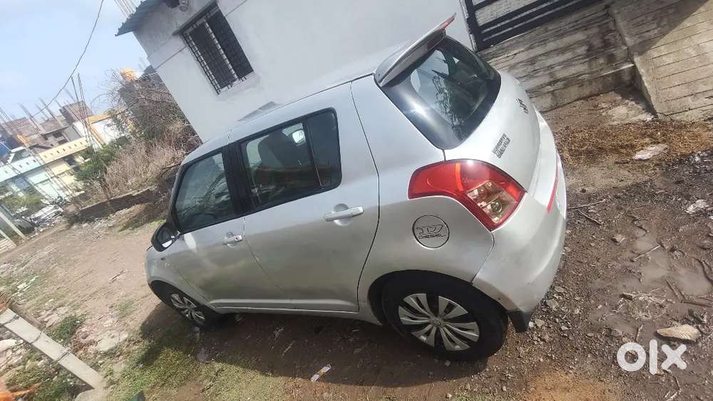 Urgent Selling. Mae Doosri Car Liyahu Uska Amount Dena Hae.