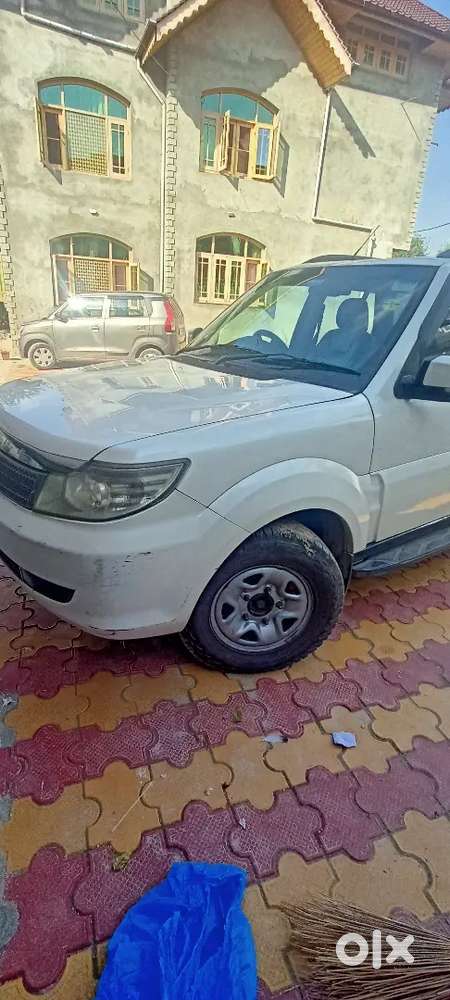 Tata Safari Storme 2013 Diesel Lx