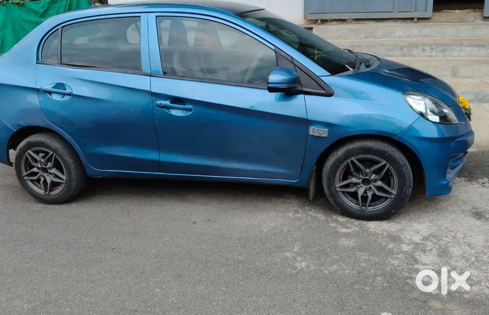 Honda Amaze 2015 Diesel 167000 Km Driven. Itz A Very Good Condition.