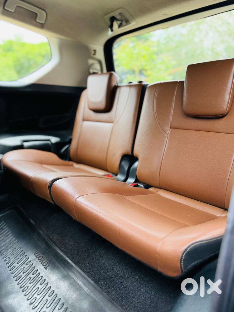 Toyota Innova Crysta 2.8z Automatic, 2017, Diesel