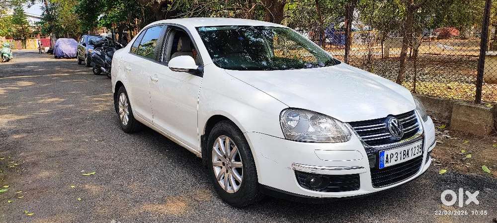 Volkswagen Jetta 2010 Diesel 137000 Km Driven