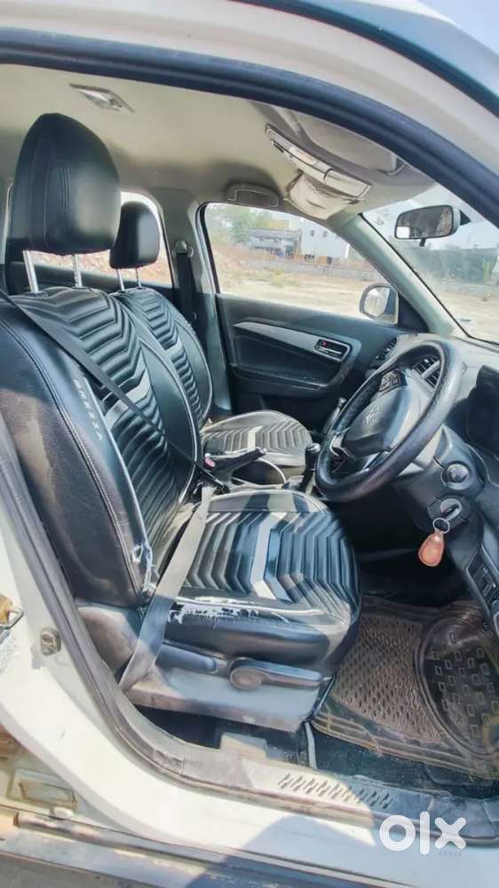 Maruti Suzuki Brezza Model 2018 December Diesel 220000 Km Driven