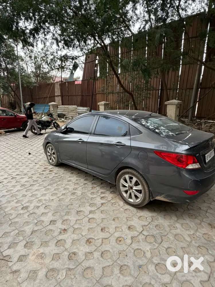 Hyundai Verna 2013 Petrol 135000 Km Driven