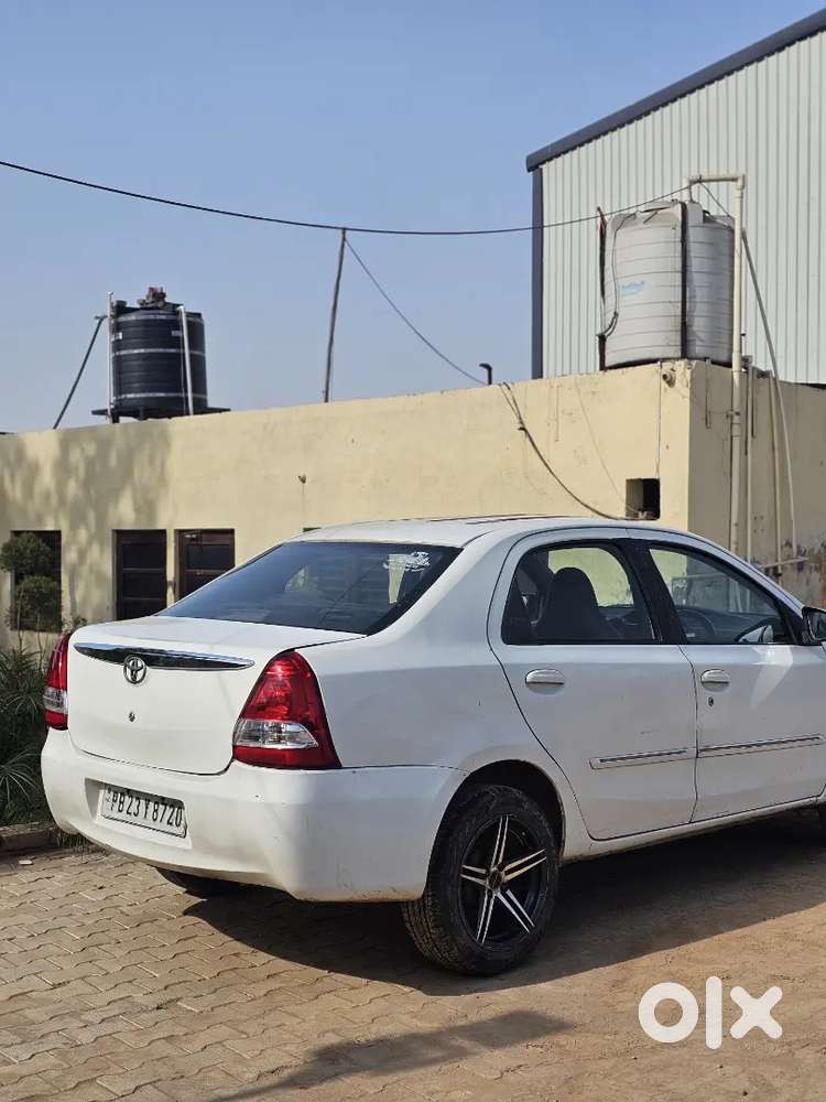 Toyota Etios 2012 Diesel 148000 Km Driven