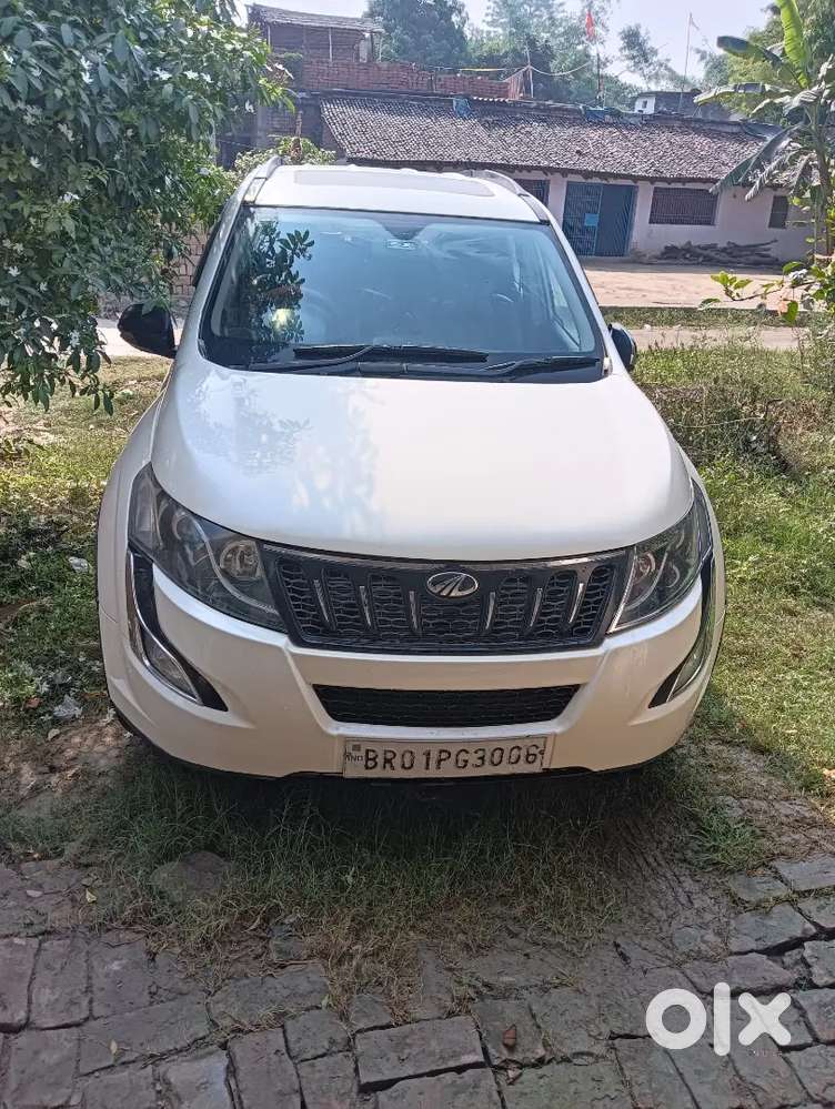 Mahindra Xuv500 2.2 W10 2015