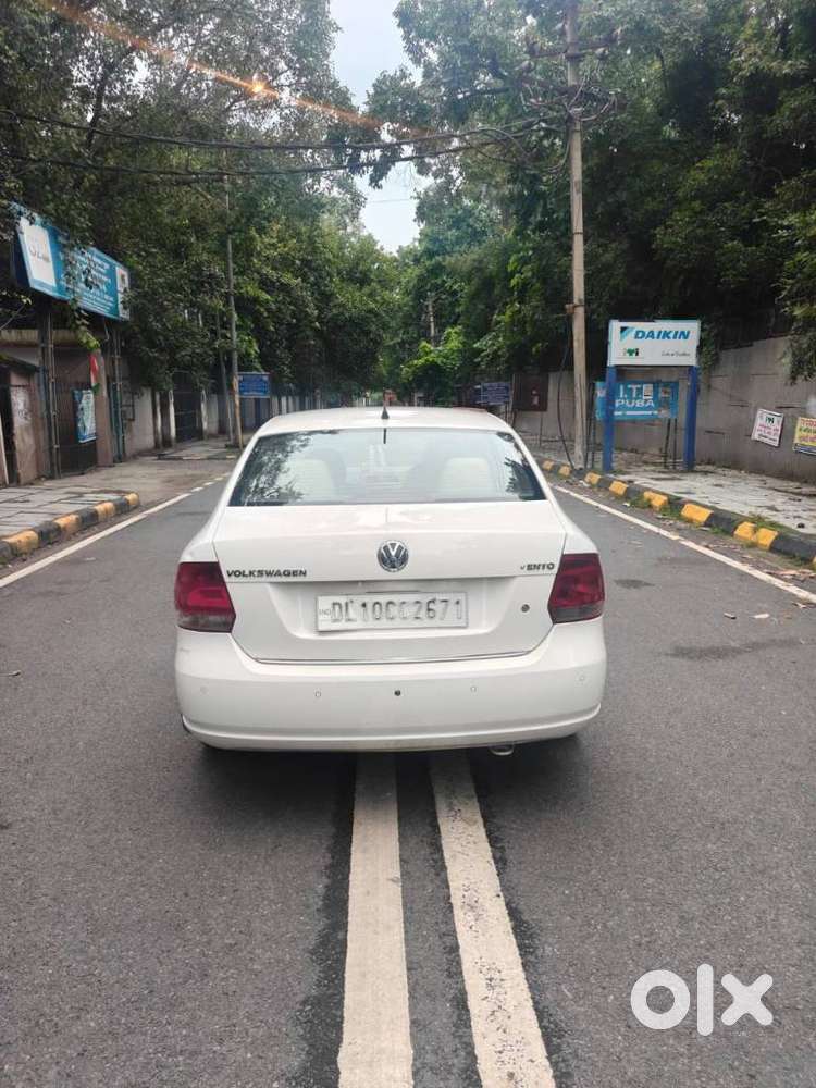 Volkswagen Vento Petrol Highline, 2013, Petrol