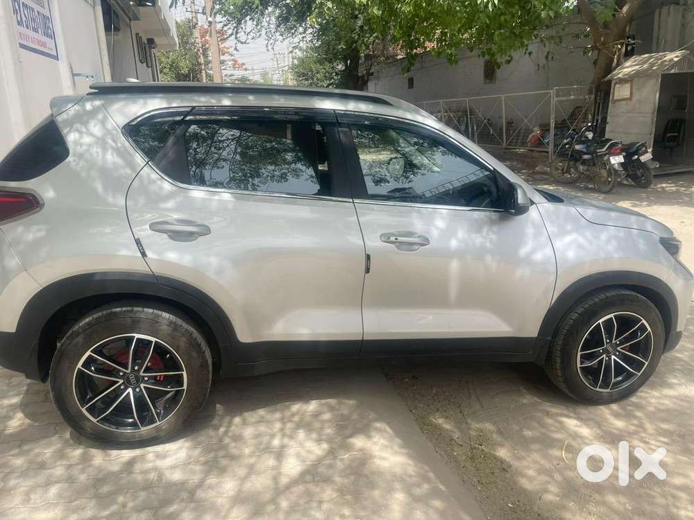 Kia Sonet 2024 Petrol 32605 Km Driven