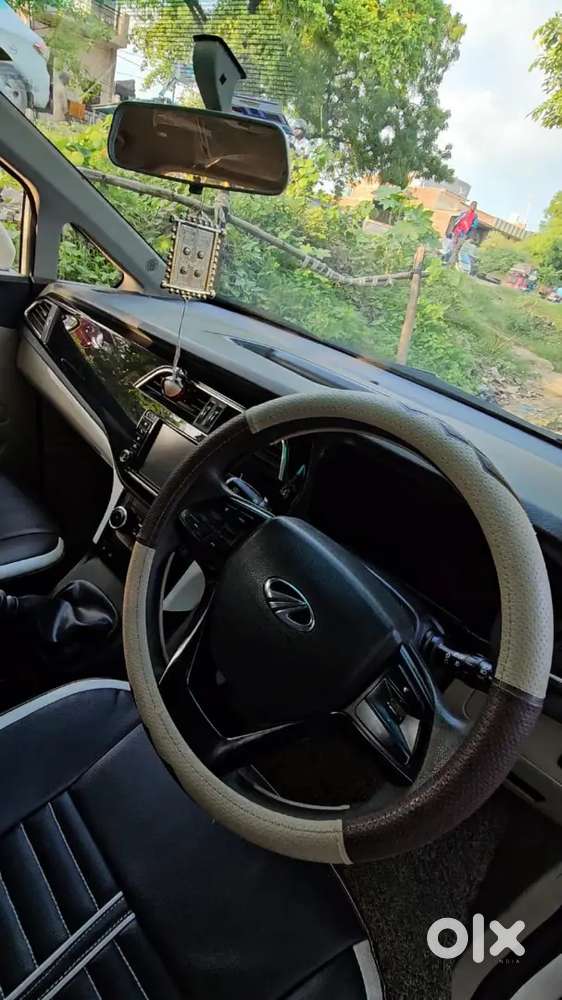 Mahindra Marazzo 1.5 M4 Plus 2018