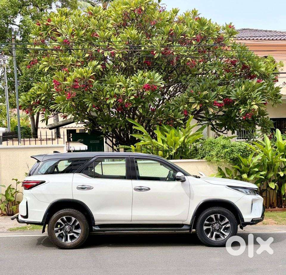 Toyota Fortuner Legender 4x4 At 2.8, 2022, Diesel