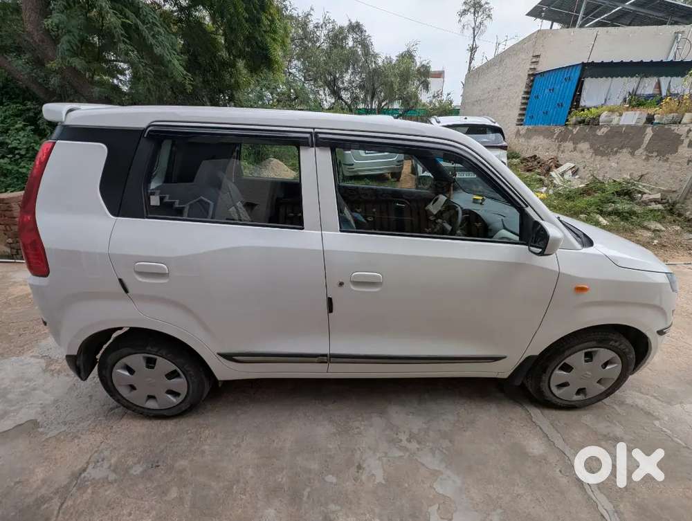 Maruti Suzuki Wagon R Vxi Cng 2024