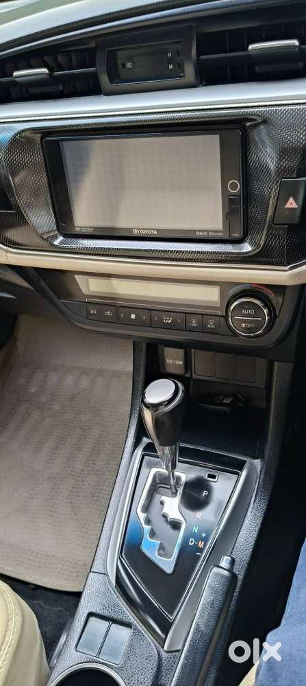 Toyota Corolla Altis 2013-2017 Vl At, 2016, Petrol