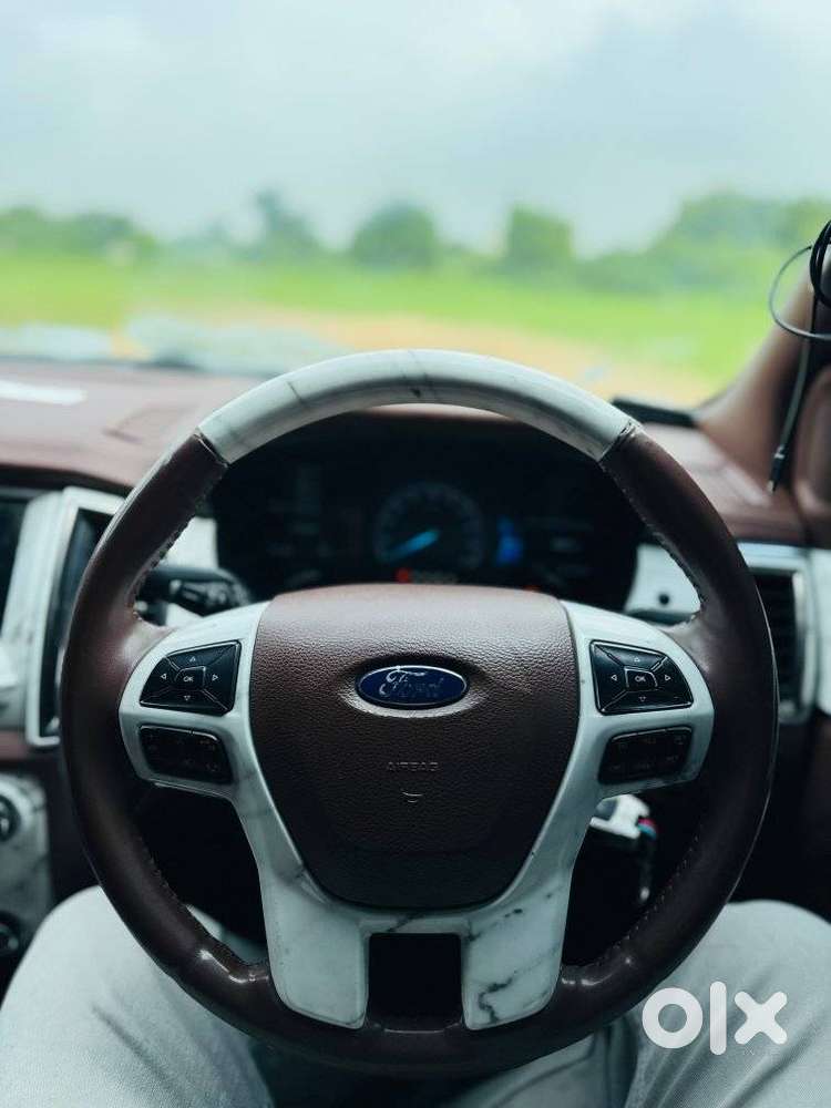 Ford Endeavour 2.2 Titanium At 4x2, 2016, Diesel