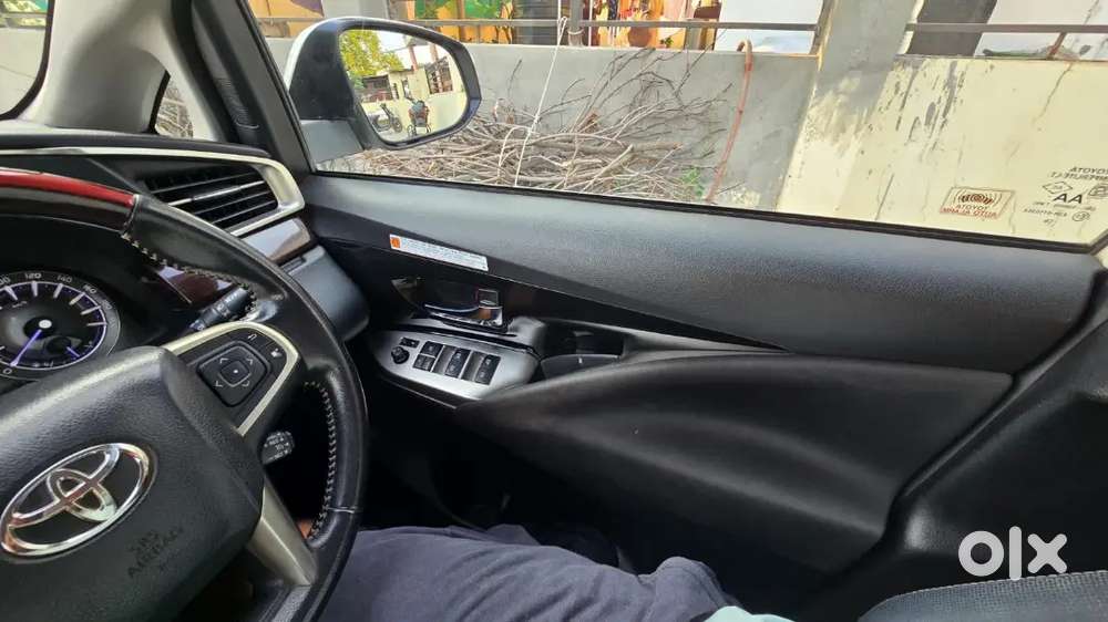 Toyota Innova Crysta Diesel 2021