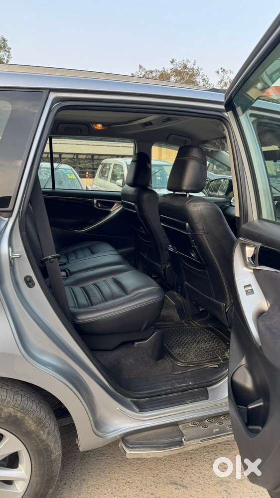 Toyota Innova Crysta [2020-ongoing] 2.4 Vx 8 Str, 2020, Diesel