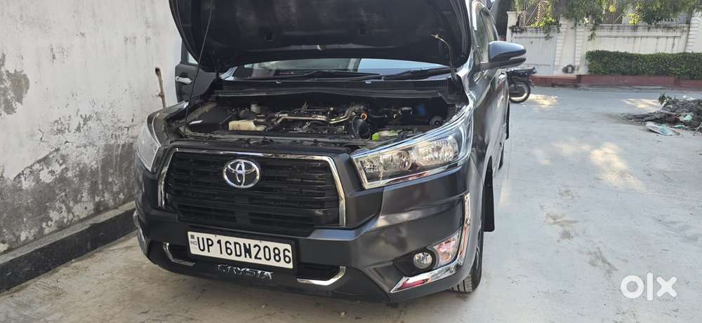 Toyota Innova Crysta Diesel 2022