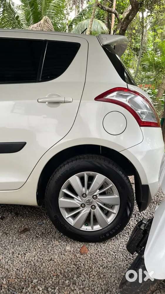 Maruti Suzuki Swift 2015