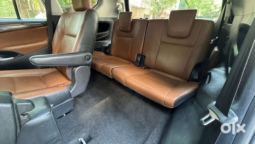 Toyota Innova Crysta 2.8 Zx At, 2017