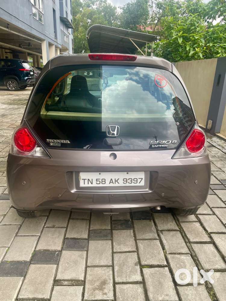 Honda Brio - Titanium