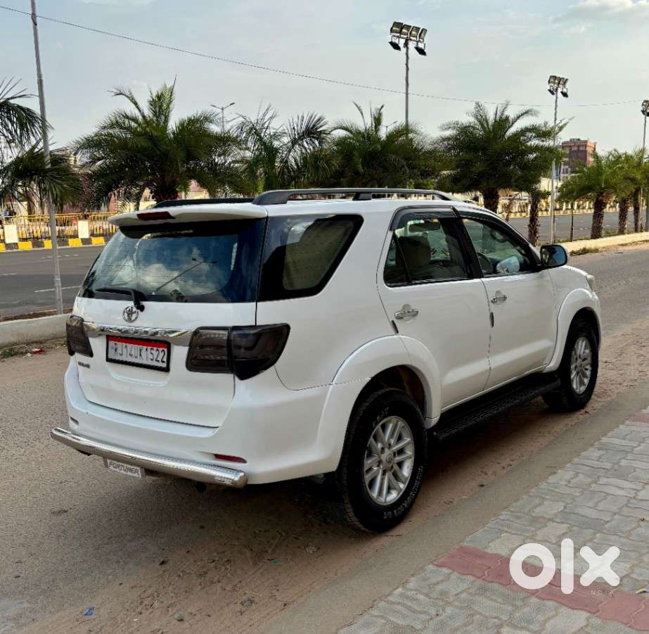 Toyota Fortuner 3.0 4x2 Mt, 2014, Diesel