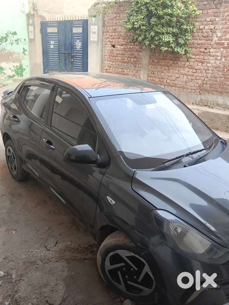 Aura Car 2025 Modal Fist Owner 44 Cist Baki Comercial Car