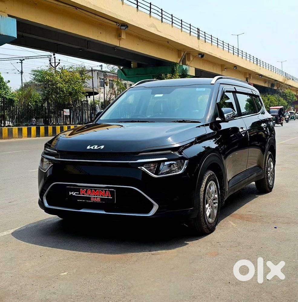 Kia Carens, 2024, Petrol