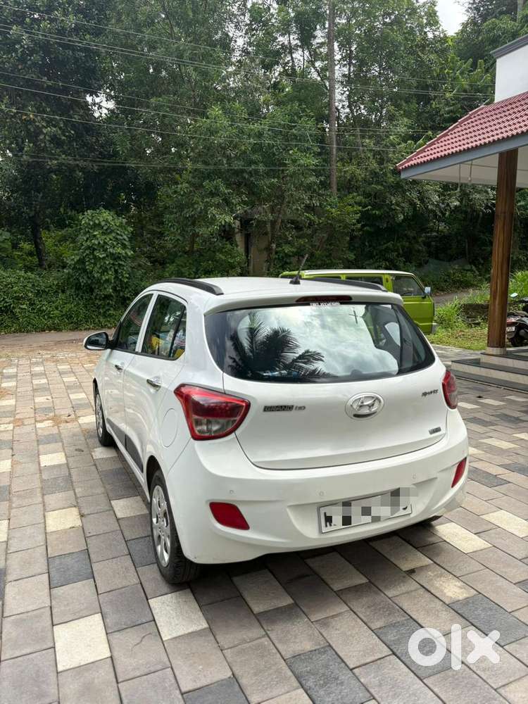 Hyundai Grand I10 Sportz O 1.2, 2013, Petrol