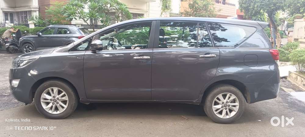 Toyota Innova Crysta 2.4 V 8 Str, 2018, Diesel
