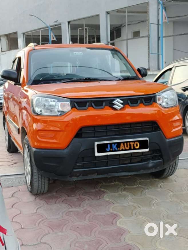 Maruti Suzuki S-presso Vxi, 2022, Petrol