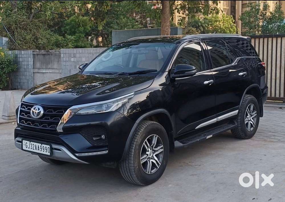 Toyota Fortuner [2021-ongoing] 2.8 2wd Diesel At, 2023, Diesel
