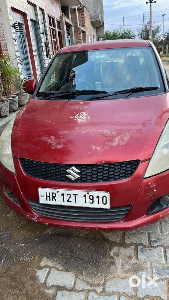 Maruti Suzuki Swift 2012 Petrol Zxi Good Condition